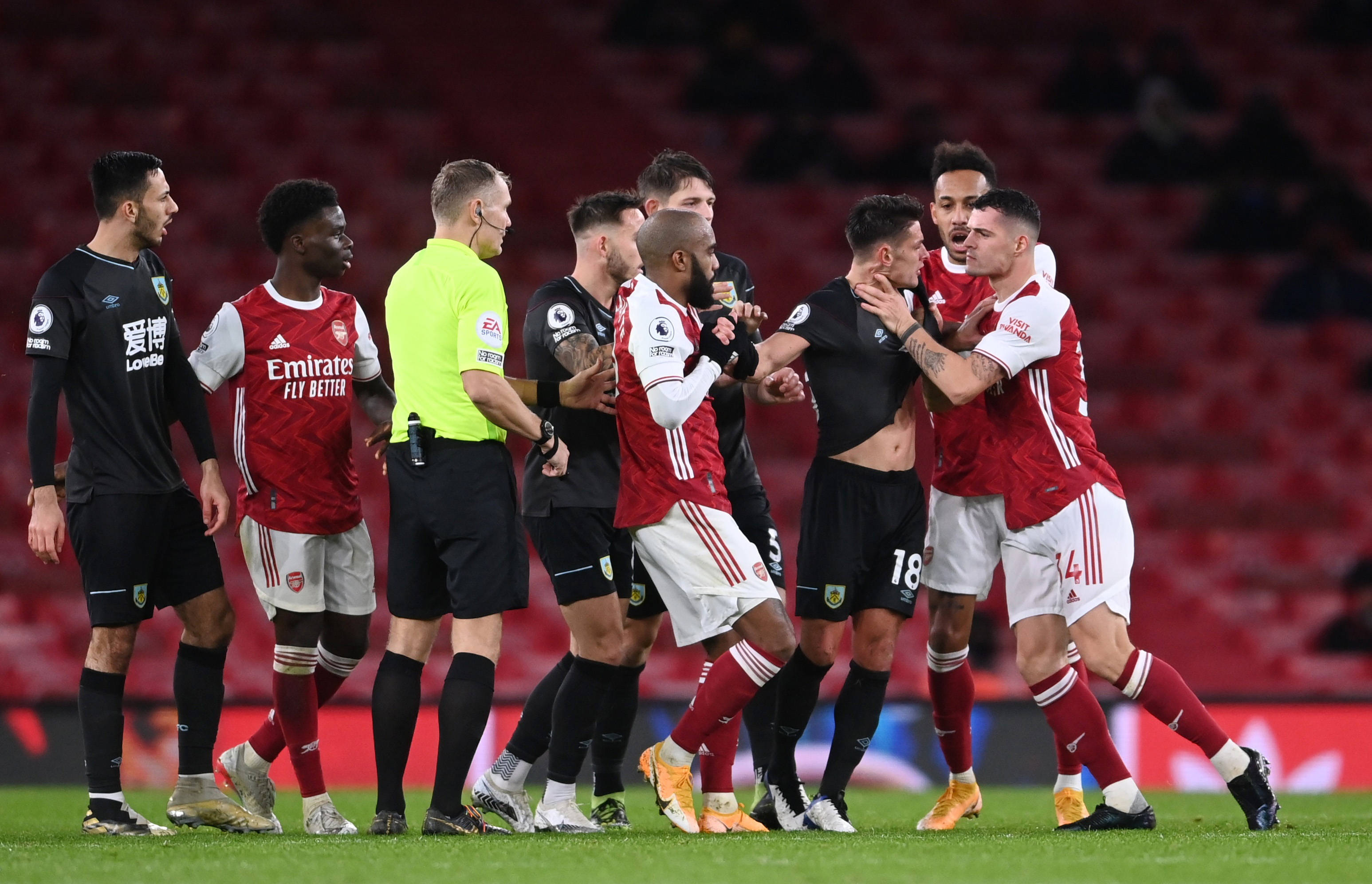 依然载入史 依然载入史